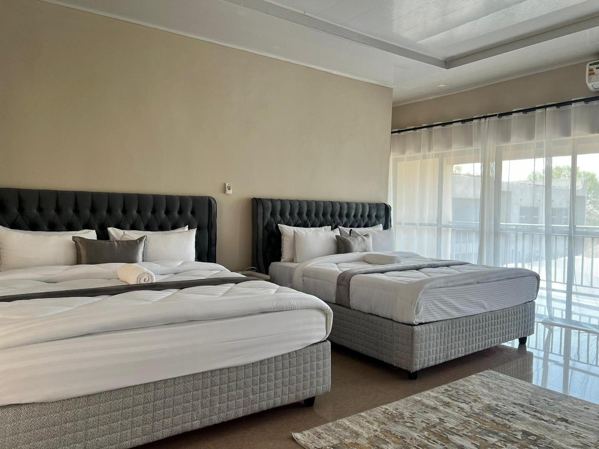 Kasbek Lodge And Tours Lusaka Kültér fotó