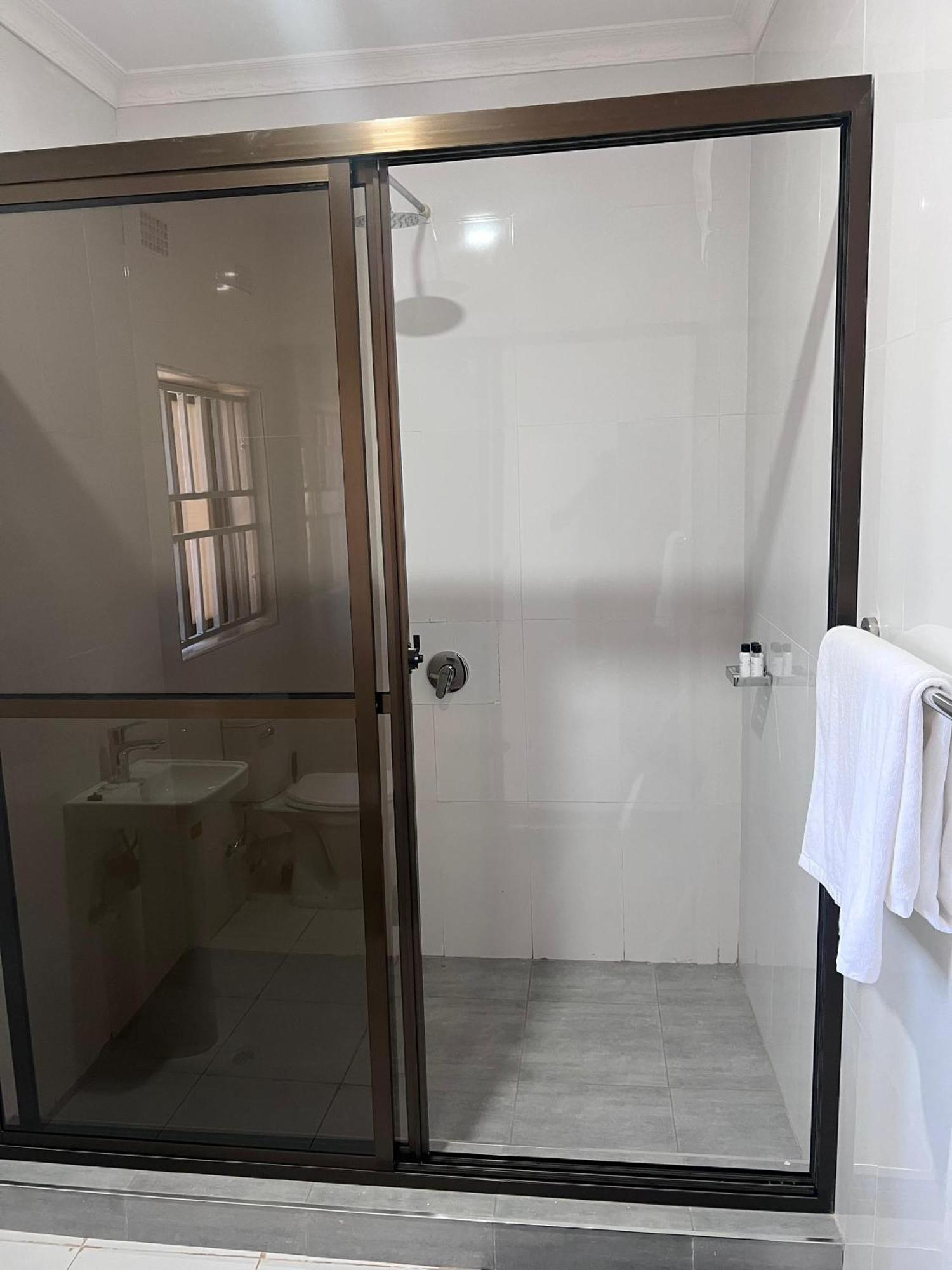 Kasbek Lodge And Tours Lusaka Kültér fotó